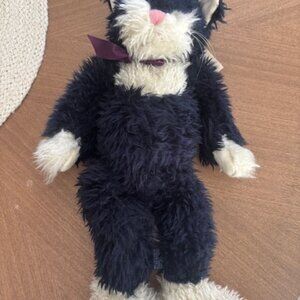 J.B. Bean Heranamous plush cat